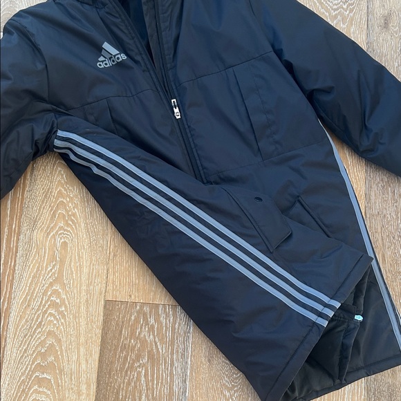 Adidas Black and Gray Hooded Jacket - Picture 6 of 8